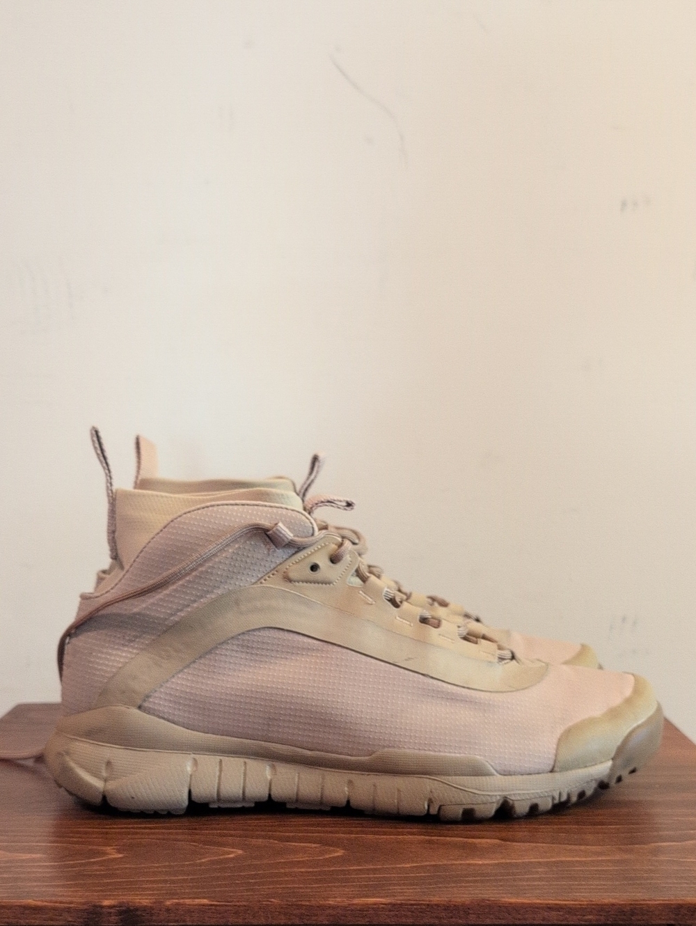 Nike Air SFB Trainer Boot British Khaki Sz 11.5
